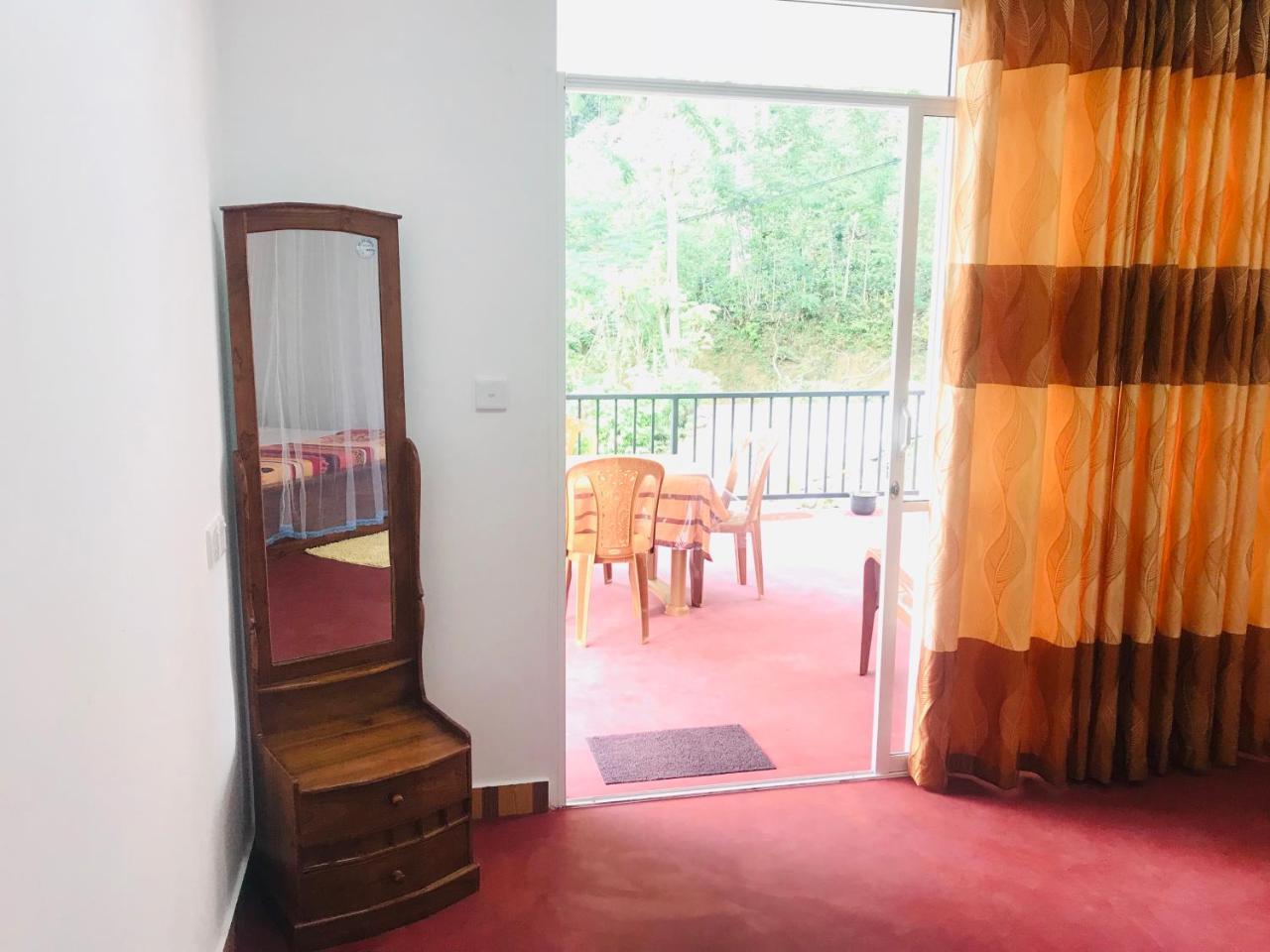 Senehas Homestay Ella Extérieur photo